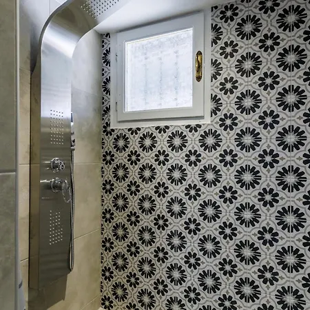 Venus Apartment Stafylos